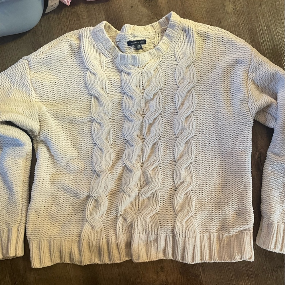 American eagle sweater